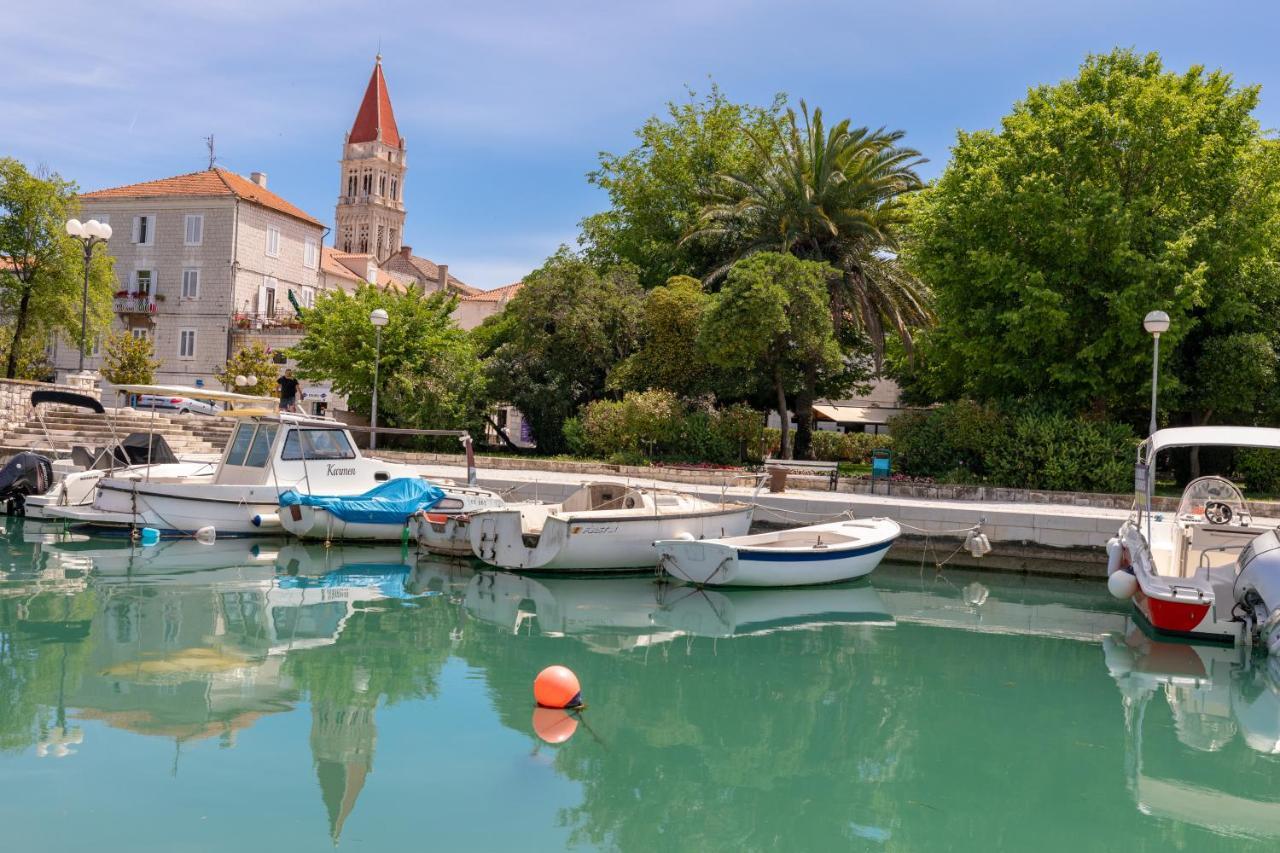 Old Bridge Trogir Hotell Exteriör bild